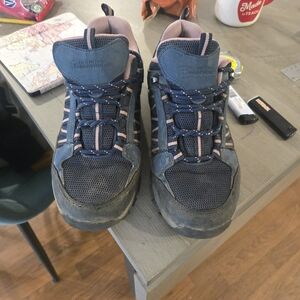 Kids Navy and Pink Hiking Shoes